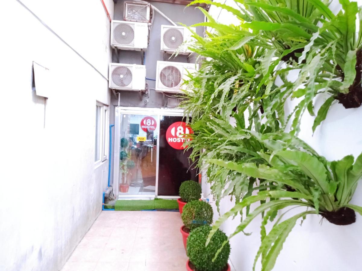8Hostel Манила Екстериор снимка