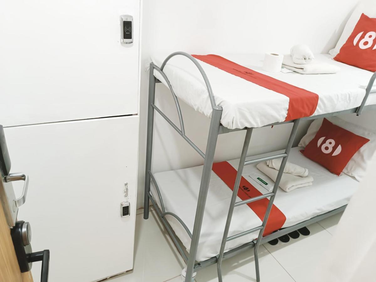 8Hostel Манила Екстериор снимка