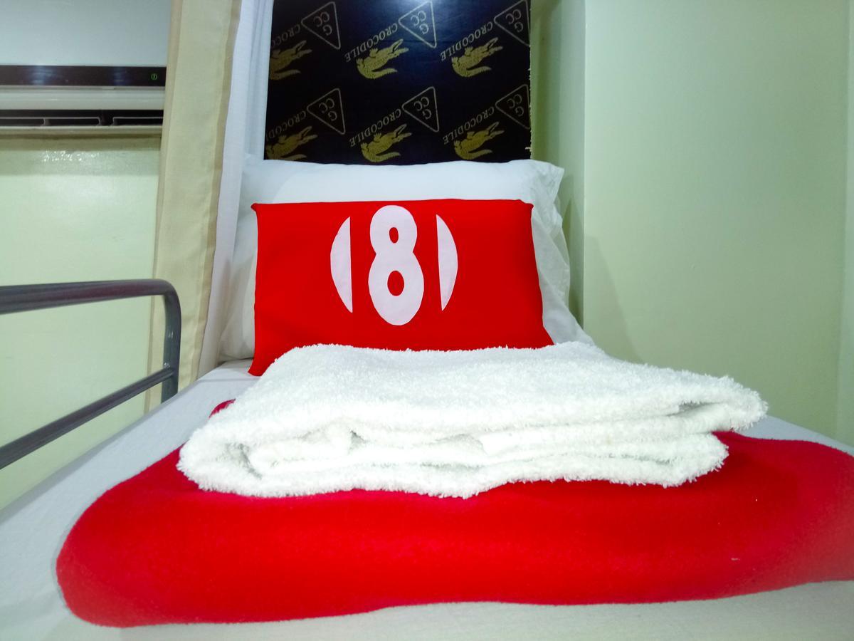 8Hostel Манила Екстериор снимка